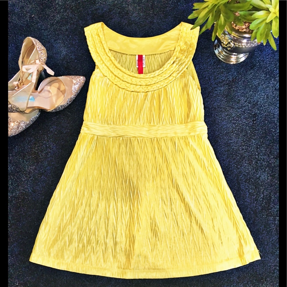 💵★FAST SHIPPING★💵 Yellow Blouse 🌼💛🌼